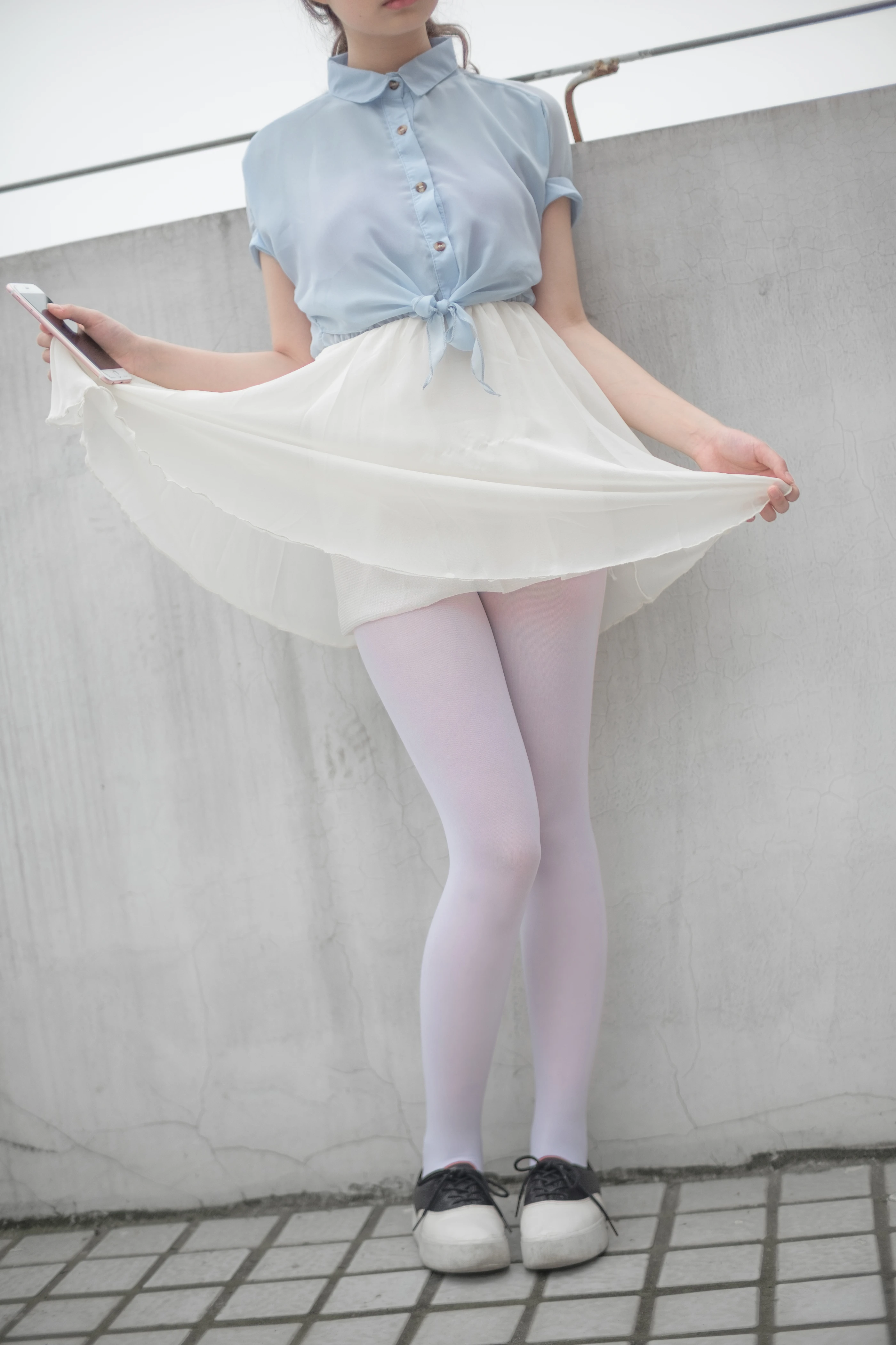 森萝财团 [R15-007] 窗台上的薄纱少女 [83P]插图